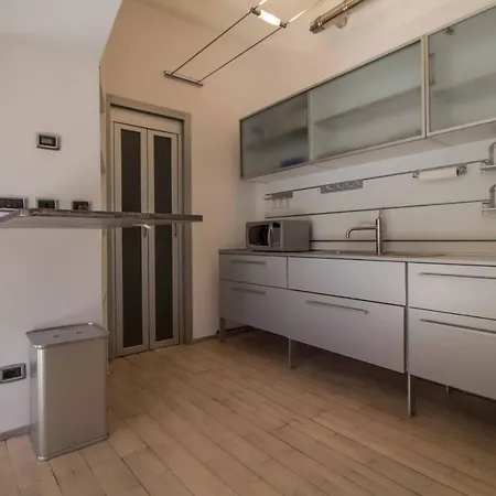 Lungolago Holiday Home - Affitti Brevi Italia Lecco Exterior photo