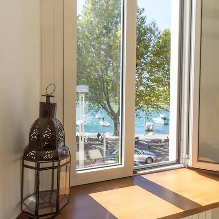 Lungolago Holiday Home - Affitti Brevi Italia Lecco Exterior photo
