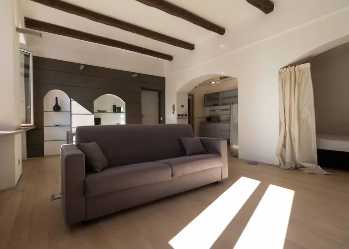 Lungolago Holiday Home - Affitti Brevi Italia